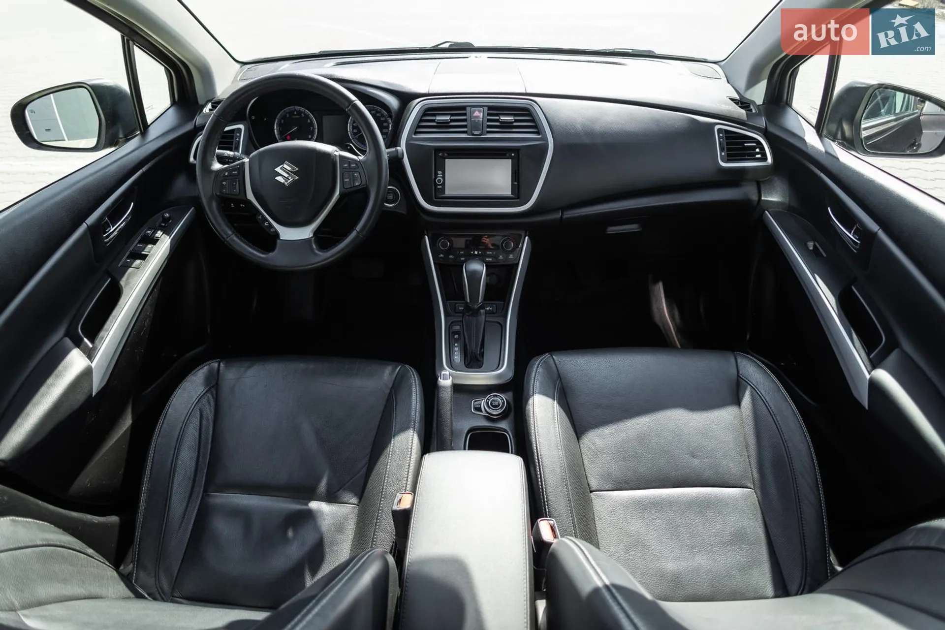 2013 Suzuki SX4 - мініатюра 18