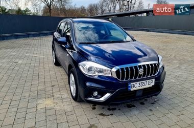 Внедорожник / Кроссовер Suzuki SX4 2016 в Львове