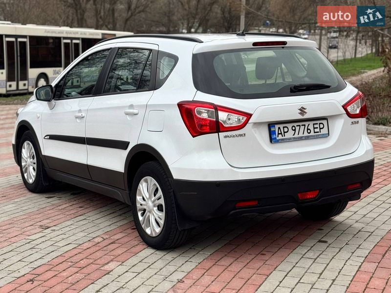 Позашляховик / Кросовер Suzuki SX4 2019 в Запоріжжі