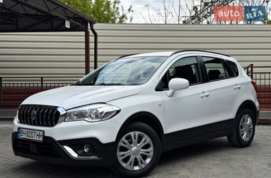 Внедорожник / Кроссовер Suzuki SX4 2016 в Одессе