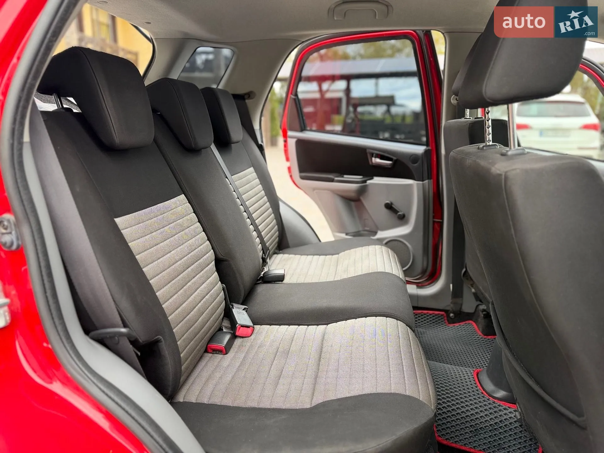 2014 Suzuki SX4 - мініатюра 5
