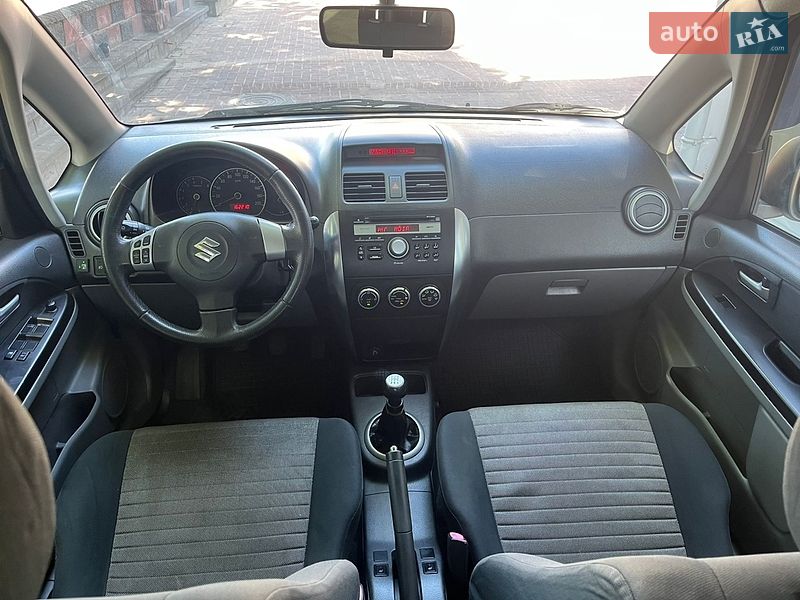 Внедорожник / Кроссовер Suzuki SX4 2009 в Дубно