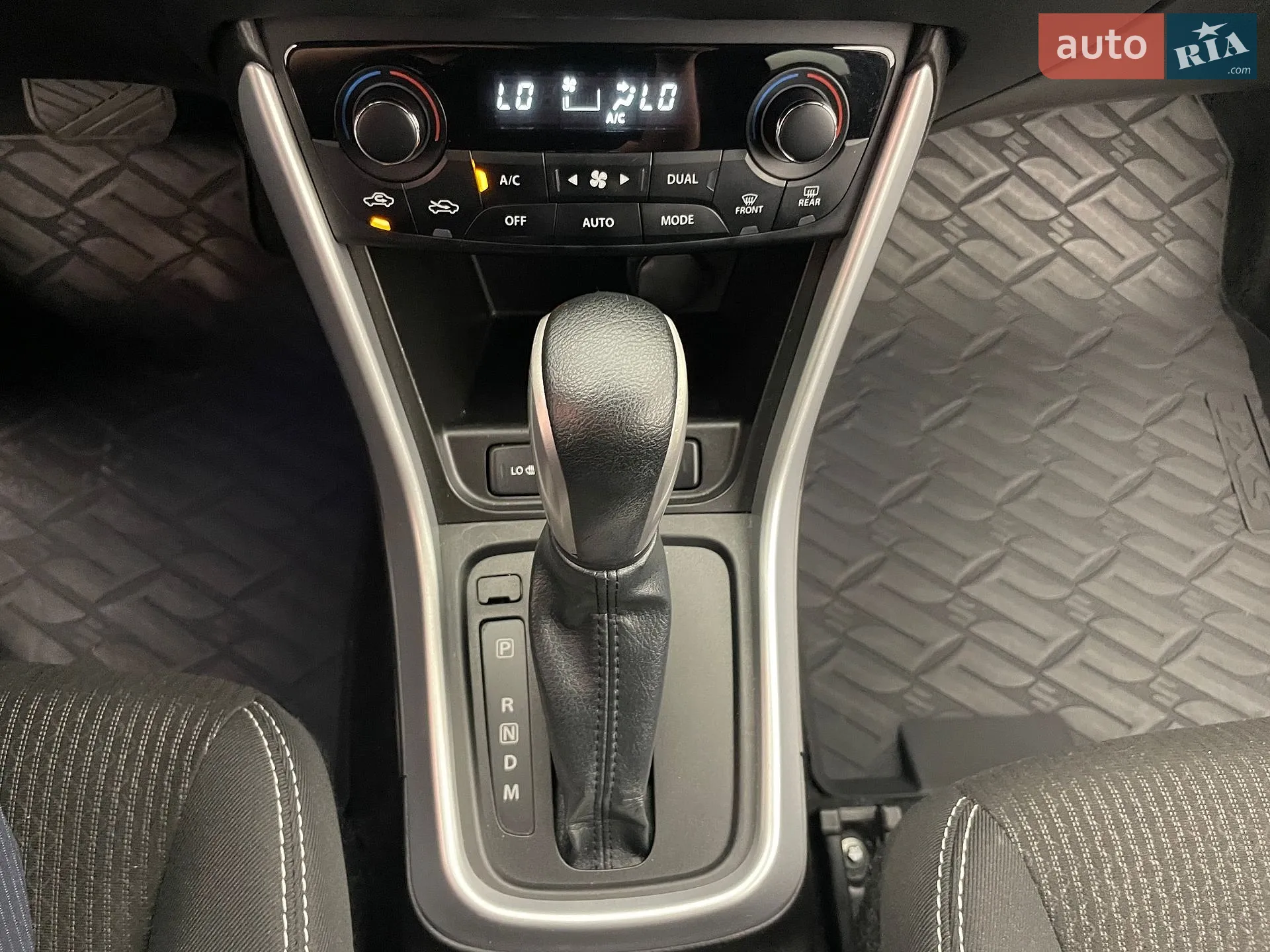 2019 Suzuki SX4 - мініатюра 13