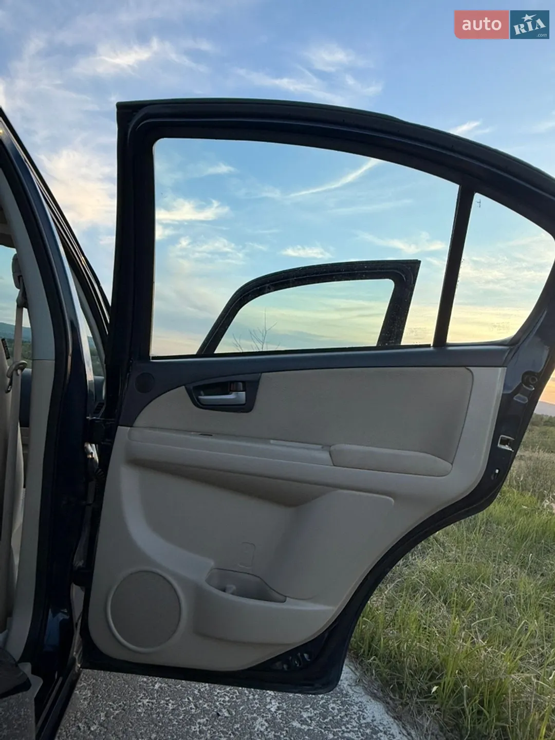 2010 Suzuki SX4 - мініатюра 39