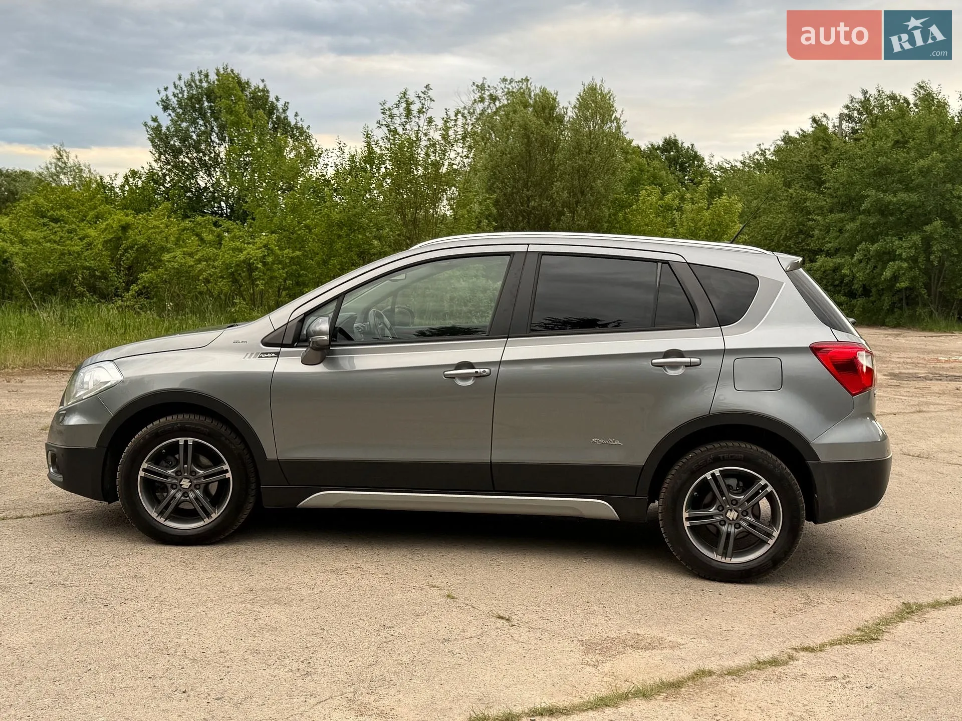 2015 Suzuki SX4 - мініатюра 21