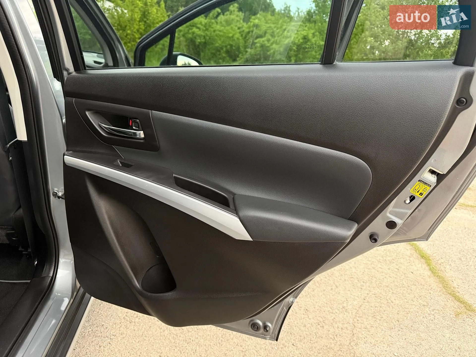 2015 Suzuki SX4 - мініатюра 30