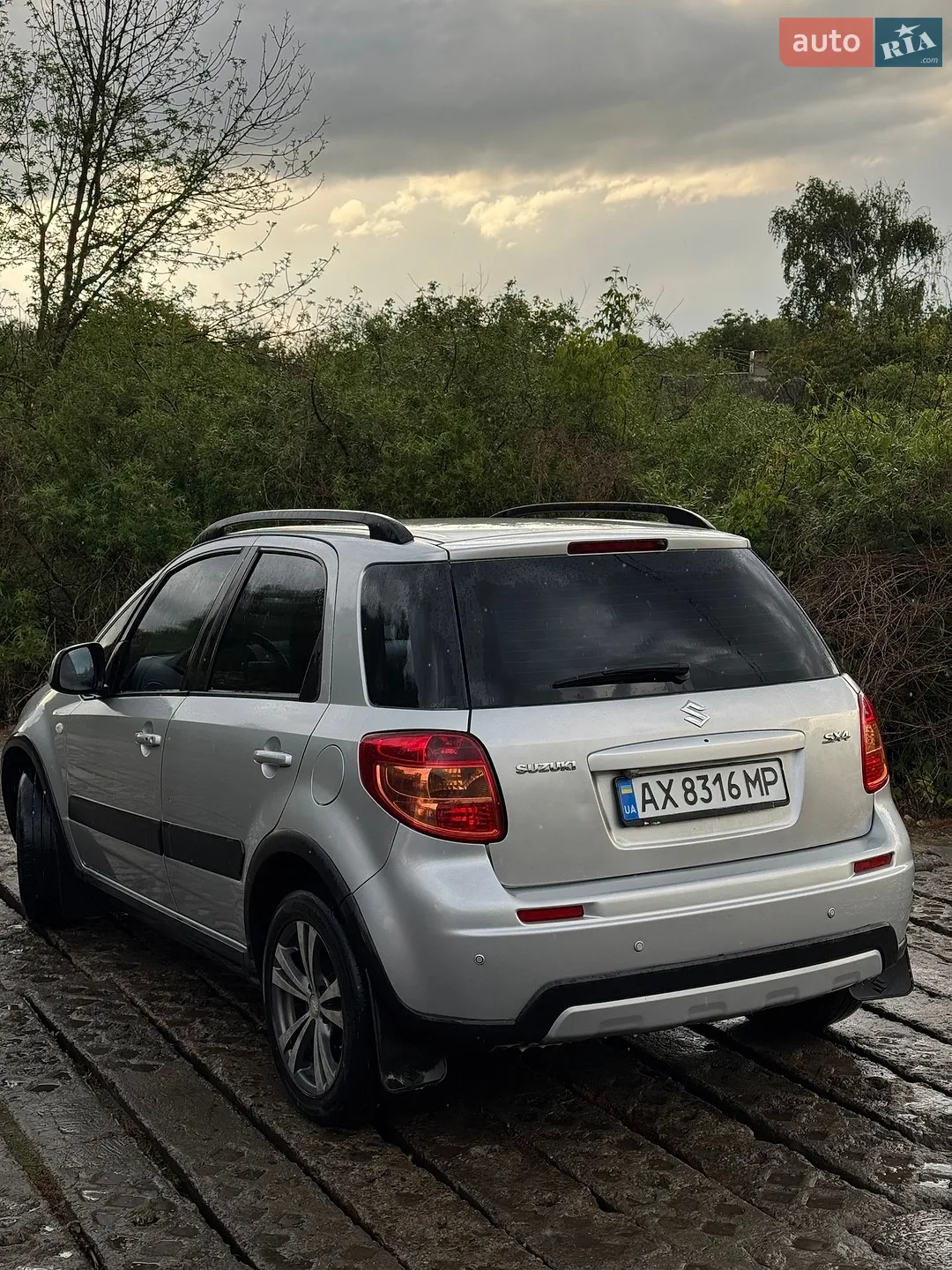 2011 Suzuki SX4 - мініатюра 2