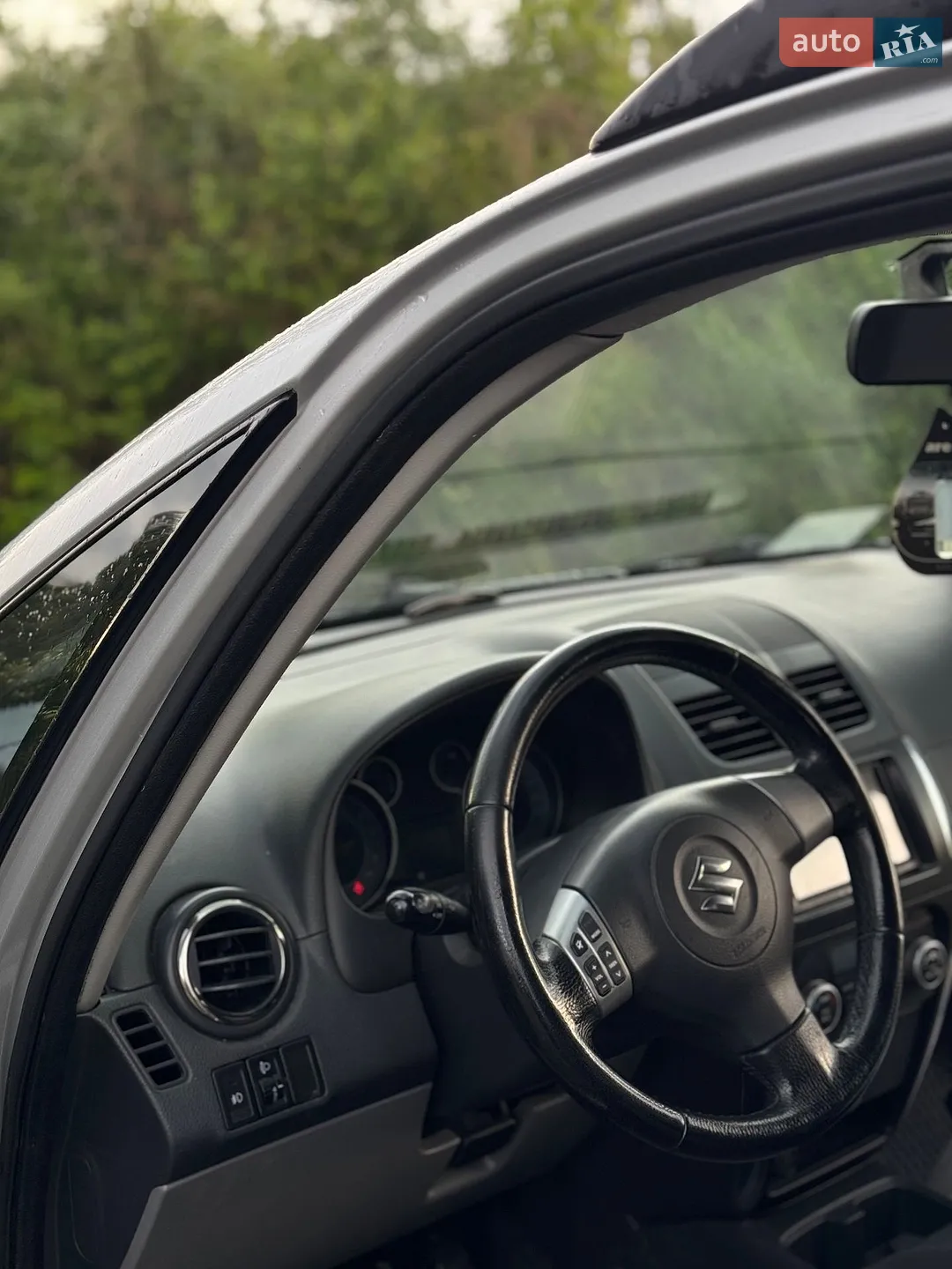2011 Suzuki SX4 - мініатюра 5