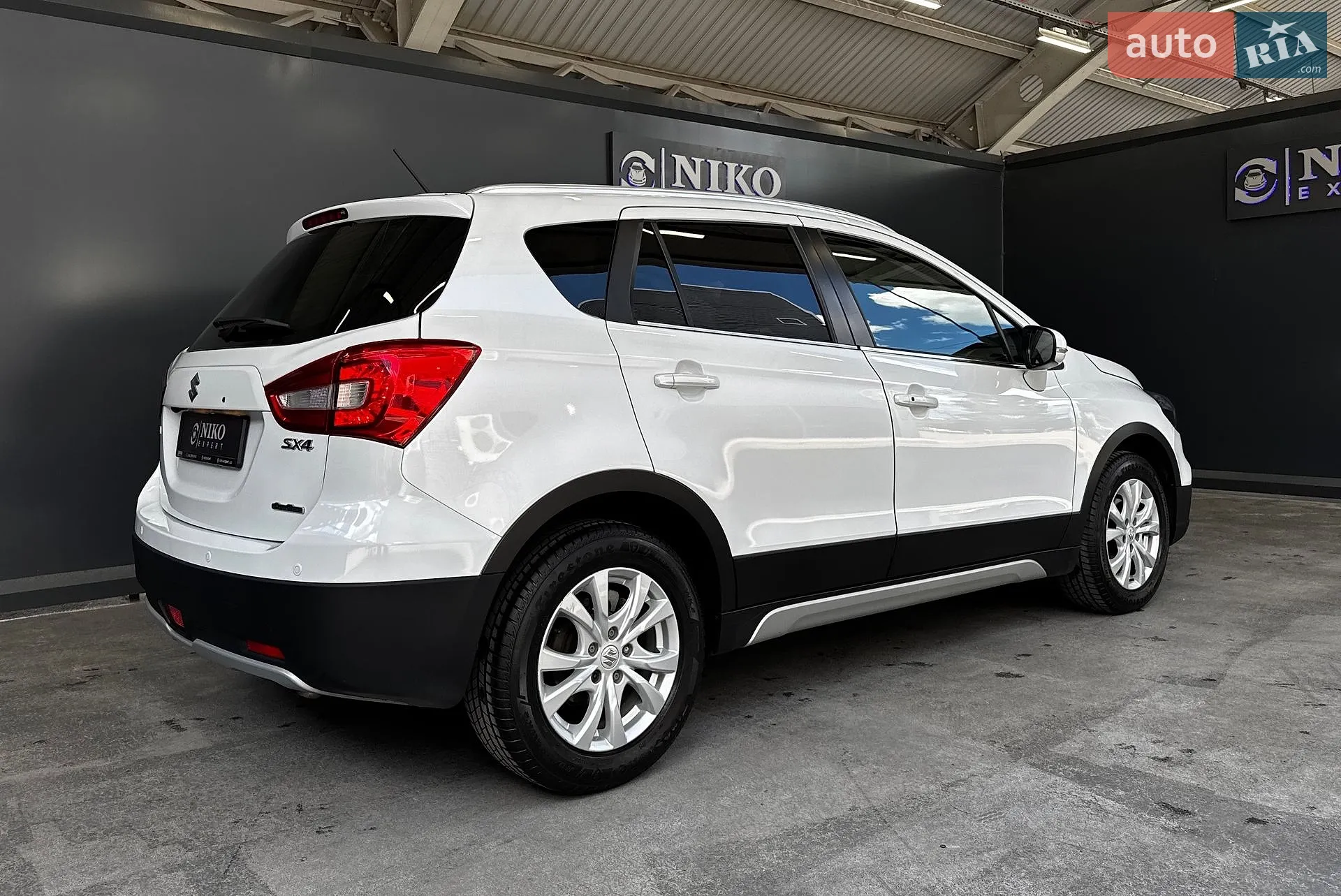 2017 Suzuki SX4 - мініатюра 17