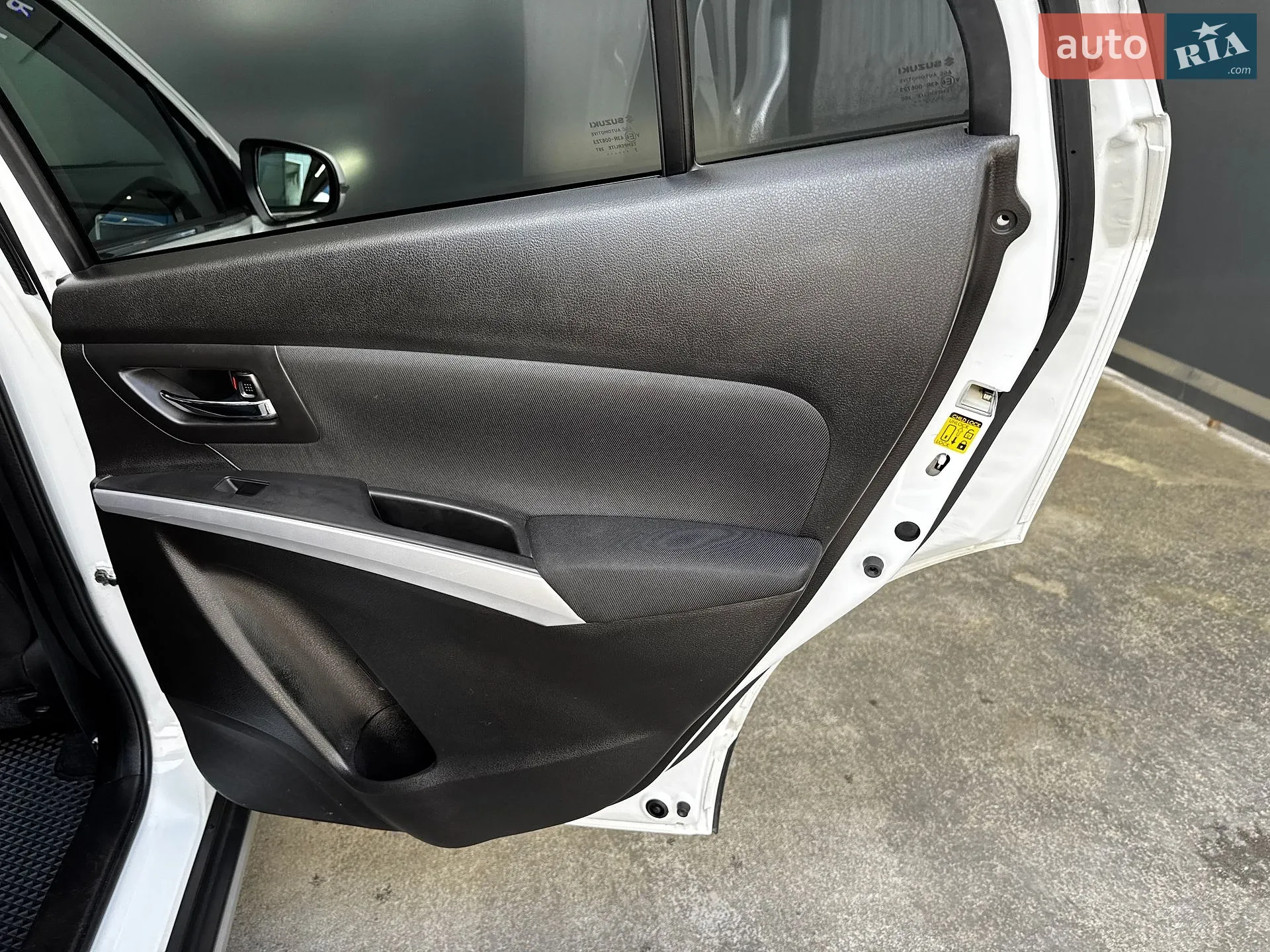 2017 Suzuki SX4 - мініатюра 37