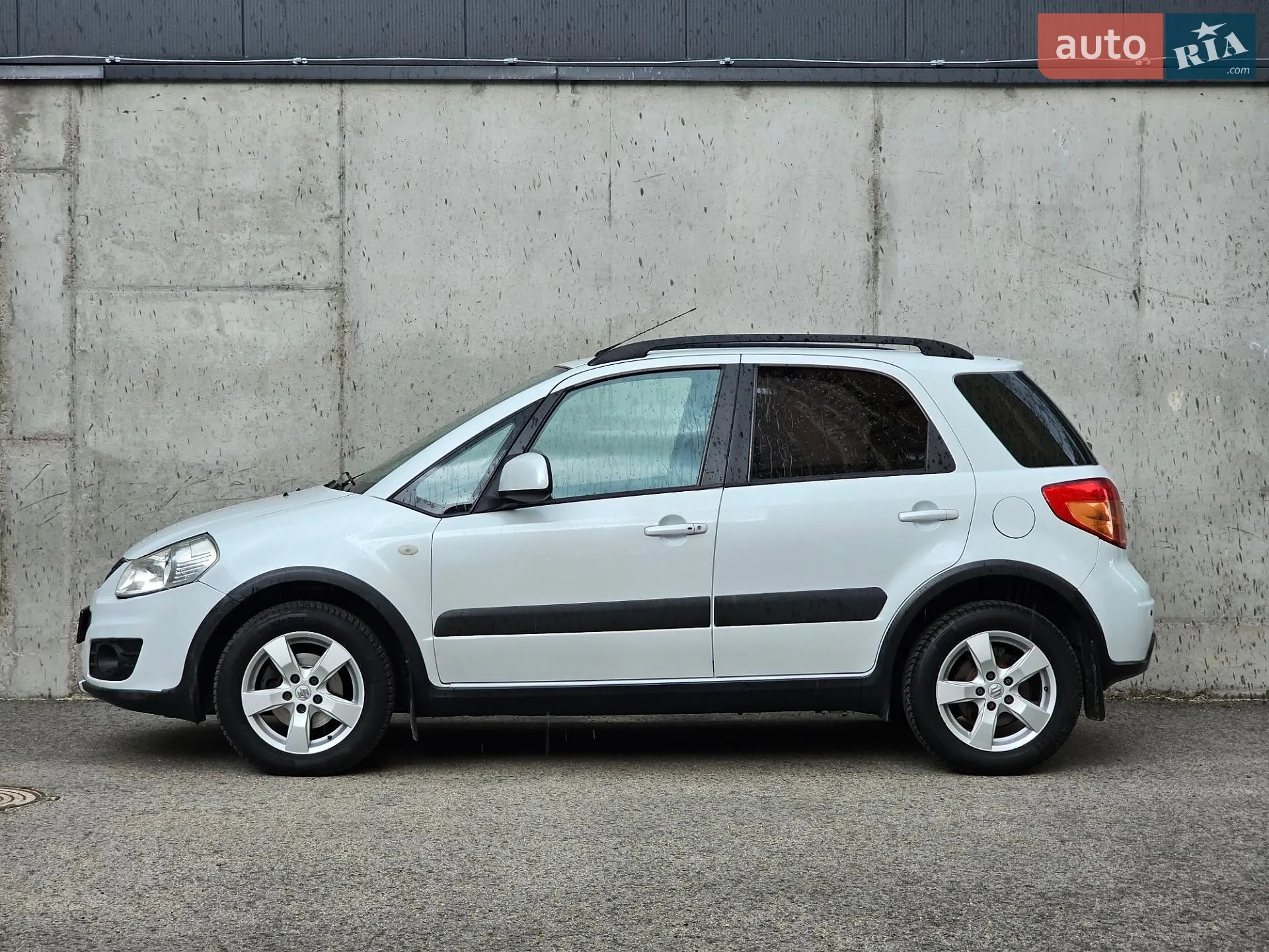 2011 Suzuki SX4 - мініатюра 2