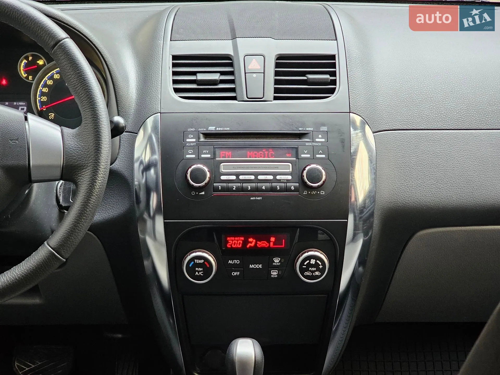 2011 Suzuki SX4 - мініатюра 26