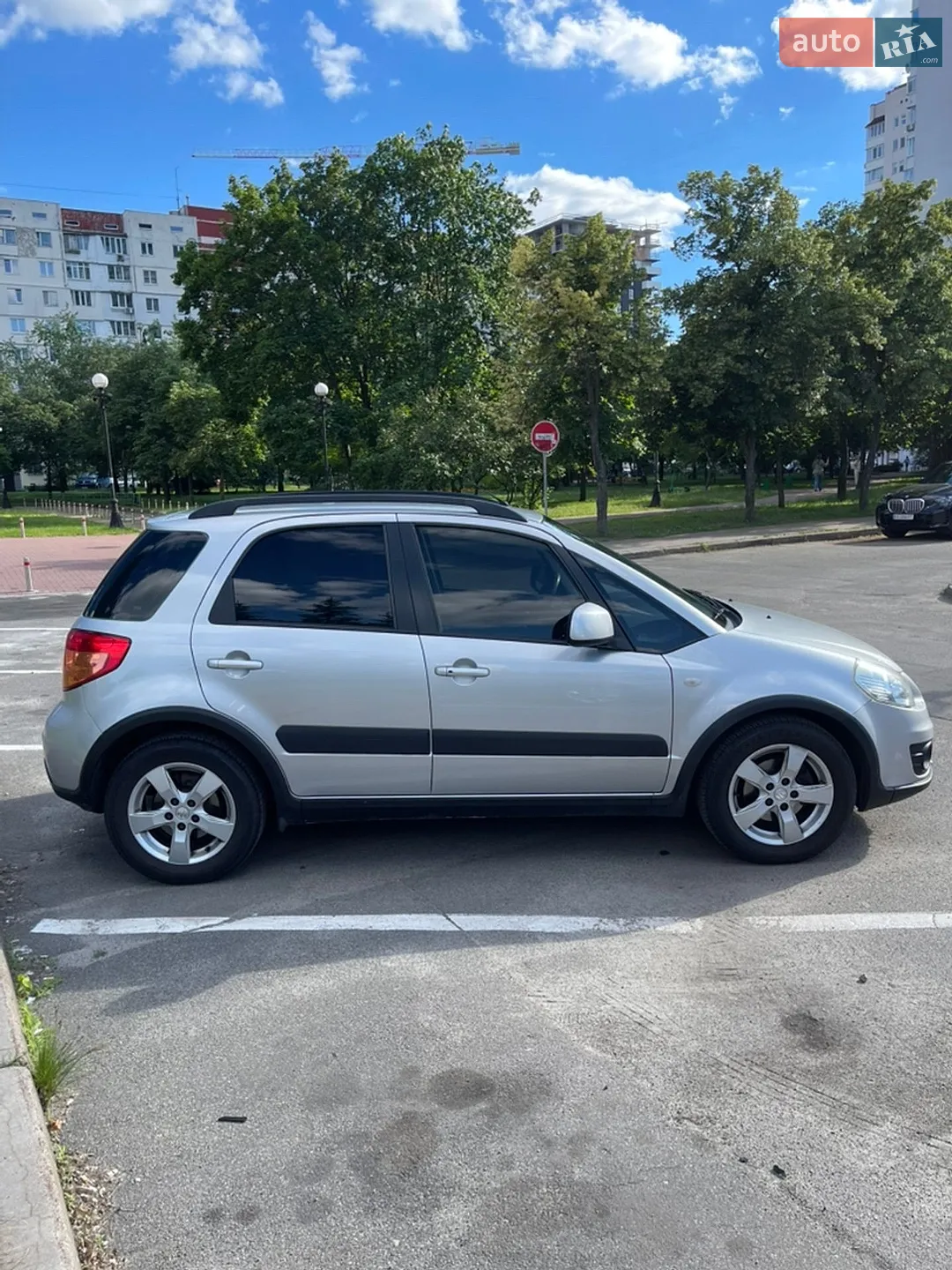 2010 Suzuki SX4 - мініатюра 4