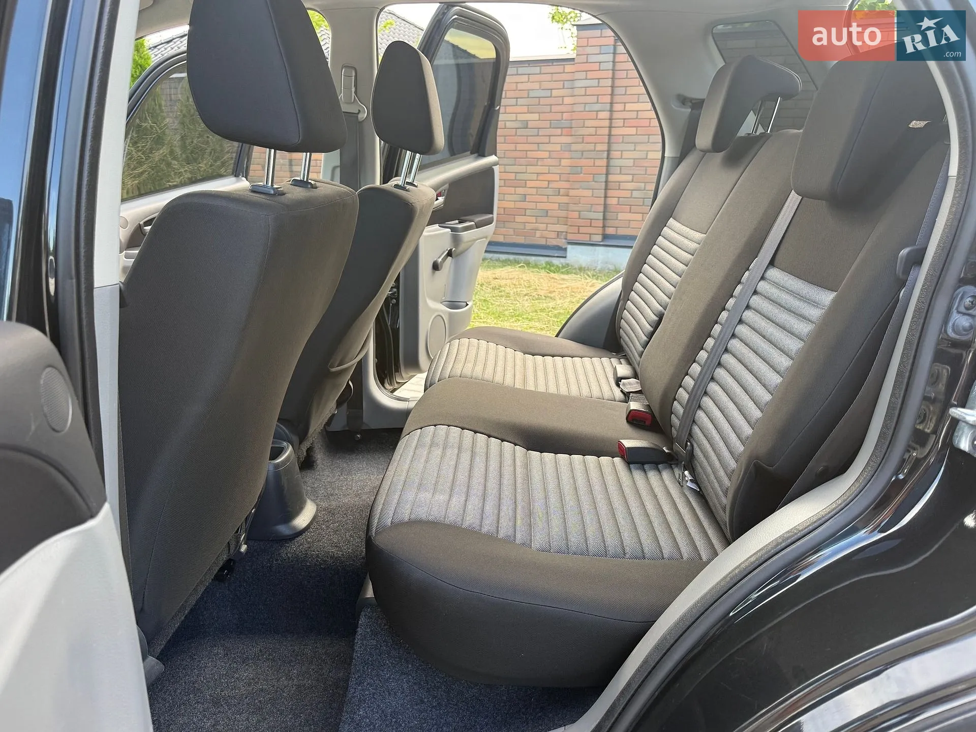 2012 Suzuki SX4 - мініатюра 79