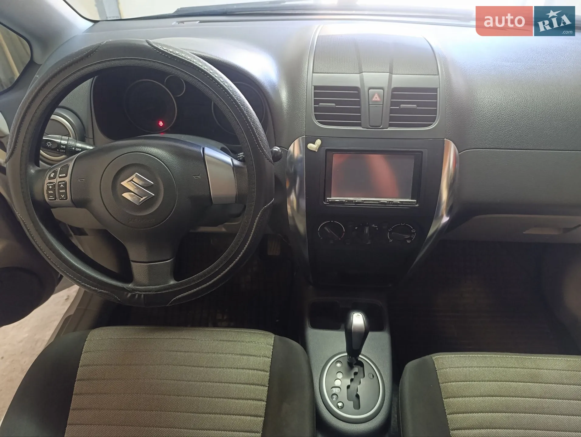 2011 Suzuki SX4 - мініатюра 32
