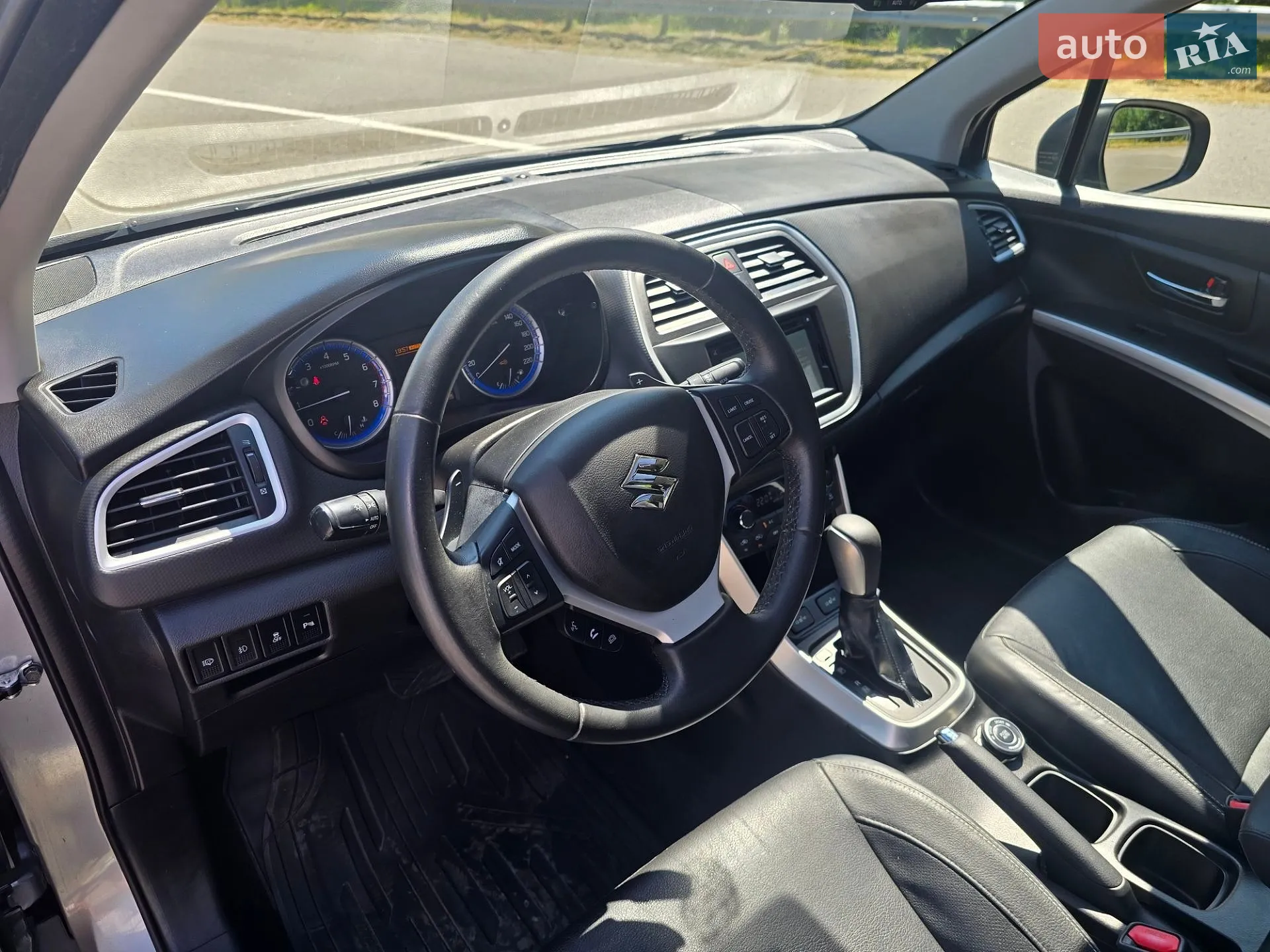 2014 Suzuki SX4 - мініатюра 27