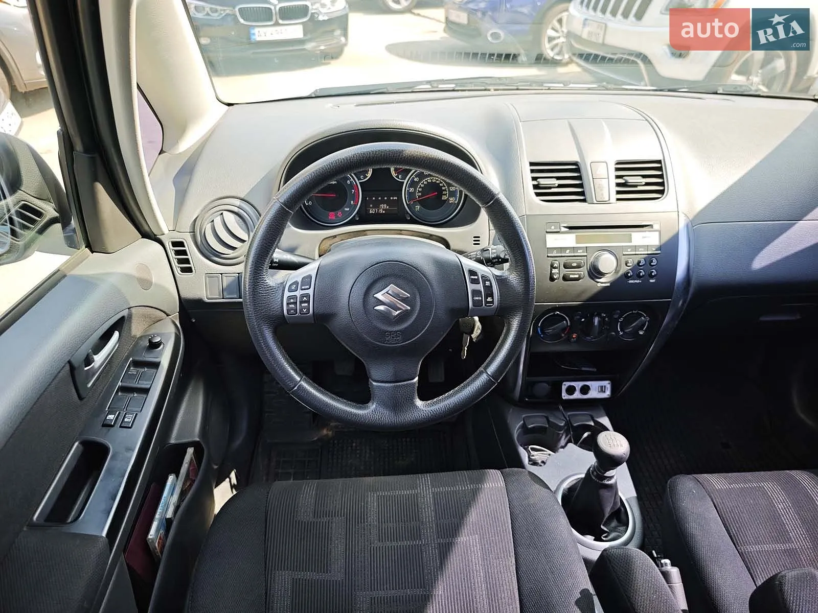 2011 Suzuki SX4 - мініатюра 16