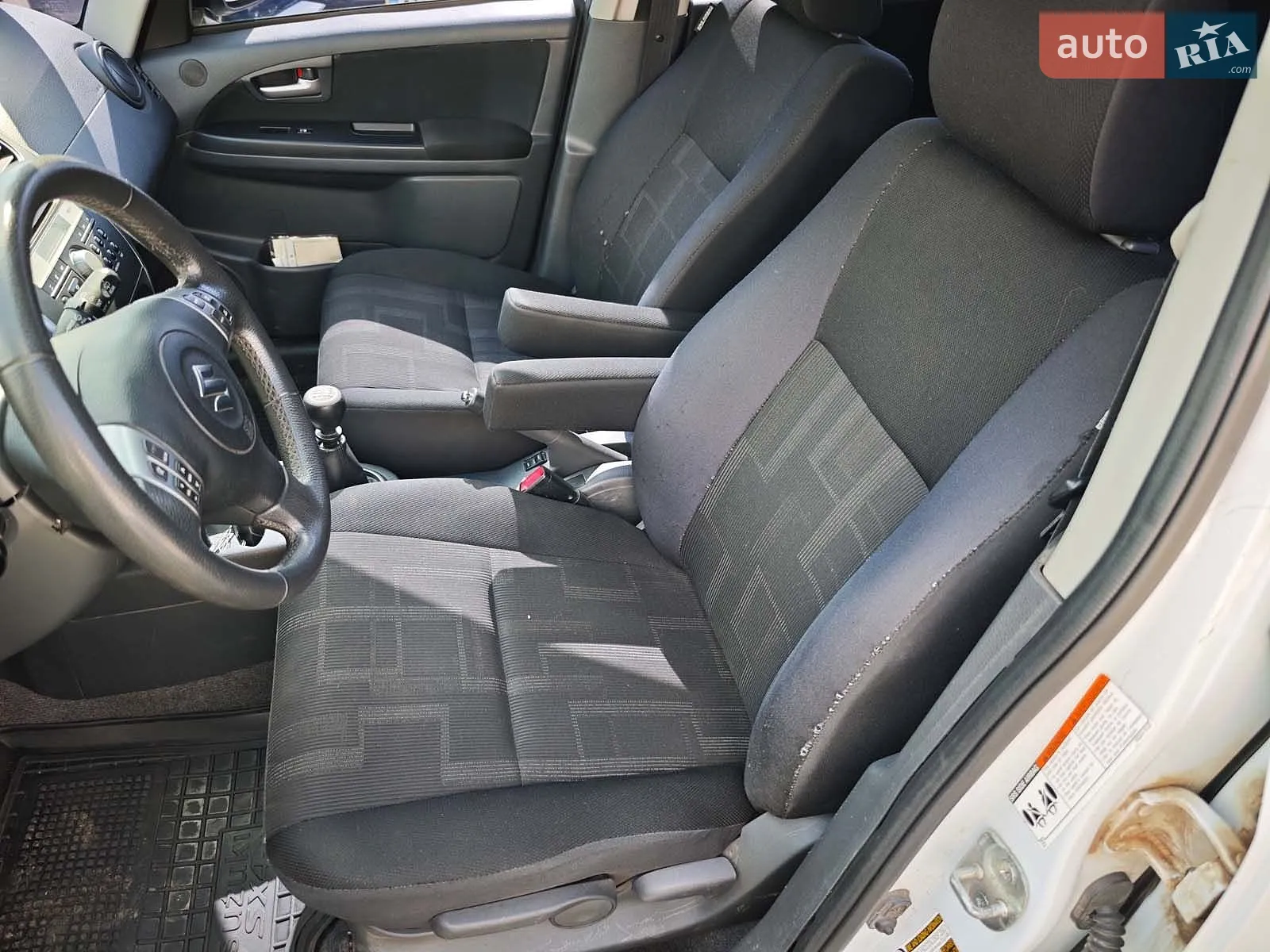 2011 Suzuki SX4 - мініатюра 19