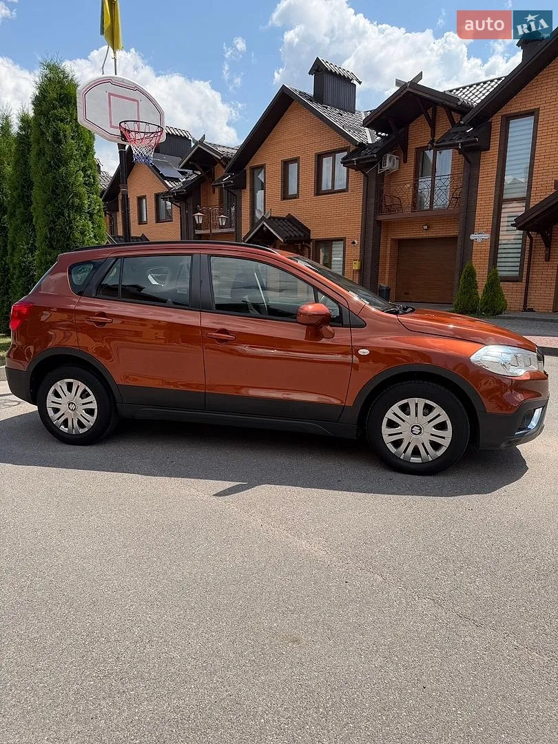 2017 Suzuki SX4 - мініатюра 10