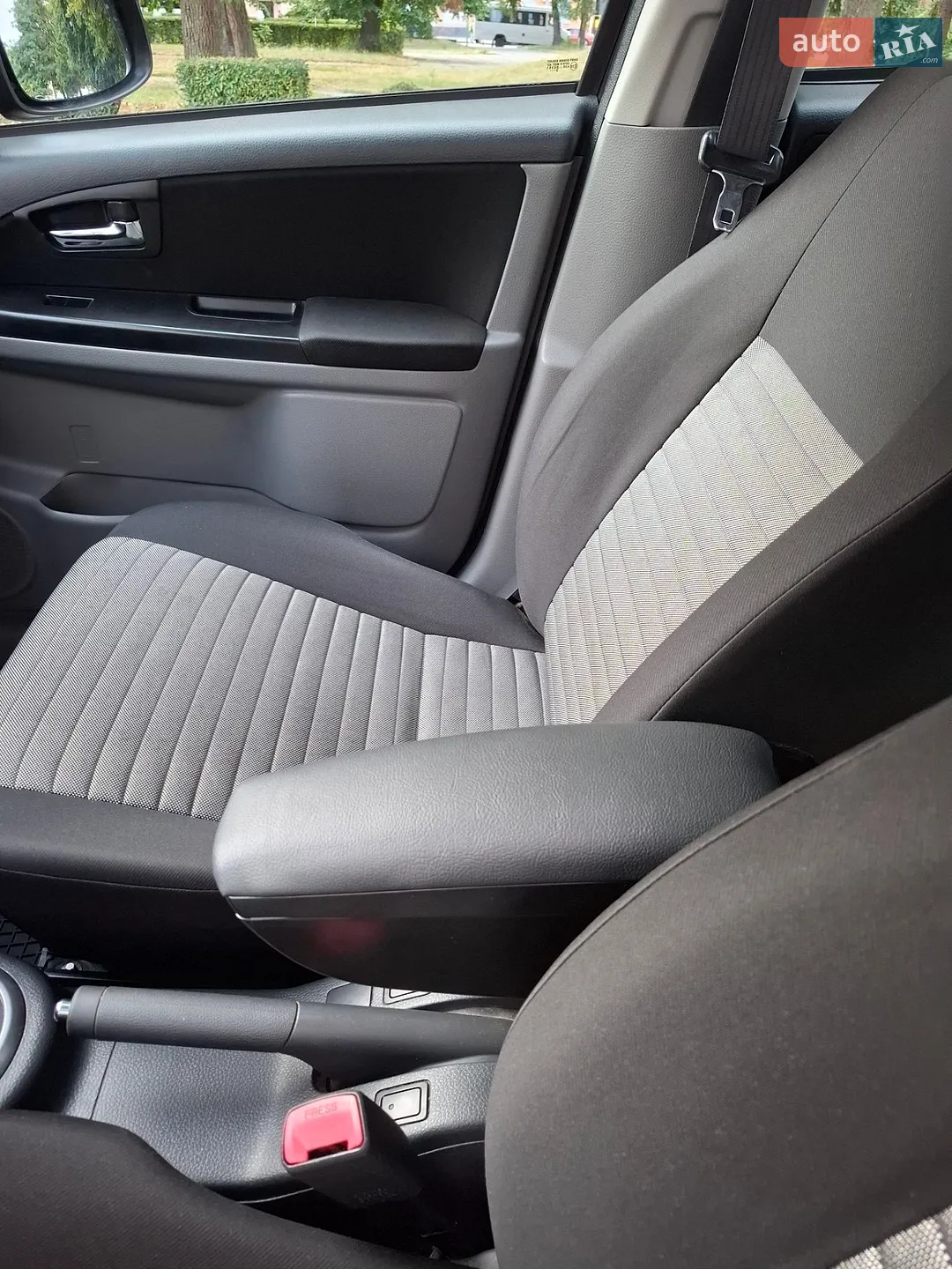 2012 Suzuki SX4 - мініатюра 19