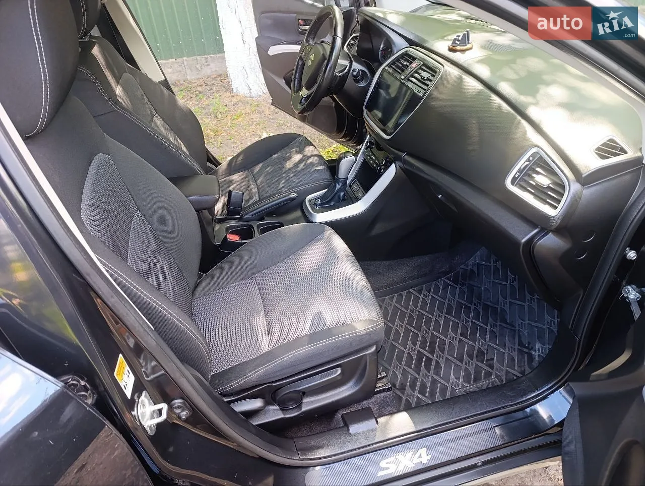 2014 Suzuki SX4 - мініатюра 33