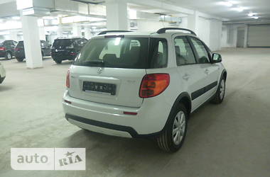 Хэтчбек Suzuki SX4 2013 в 