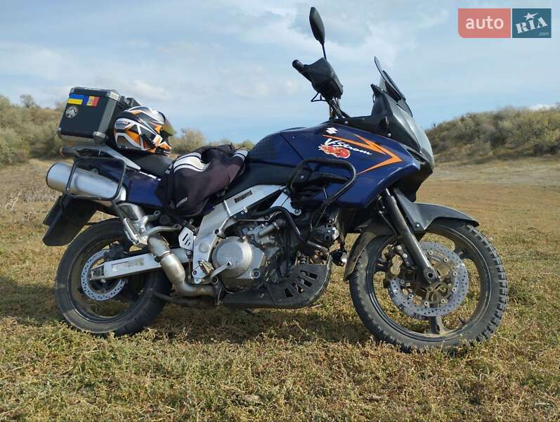 Мотоцикл Спорт-туризм Suzuki V-Strom 1000 2004 в Харкові фото Мотоцикл Спорт-туризм Suzuki V-Strom 1000 2004 в Харкові