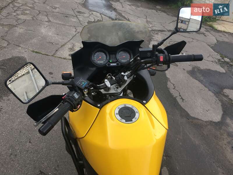 Suzuki V-Strom 1000 2005
