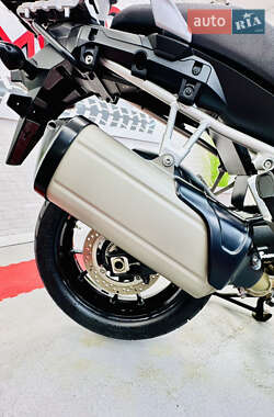 Мотоцикл Туризм Suzuki V-Strom 1000 2015 в 