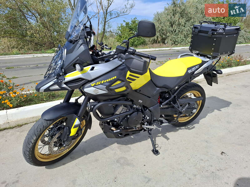 Мотоцикл Туризм Suzuki V-Strom 1050 DE 2018 в Николаеве фото Мотоцикл Туризм Suzuki V-Strom 1050 DE 2018 в Николаеве