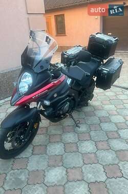 Мотоцикл Многоцелевой (All-round) Suzuki V-Strom 650/XT 2021 в 