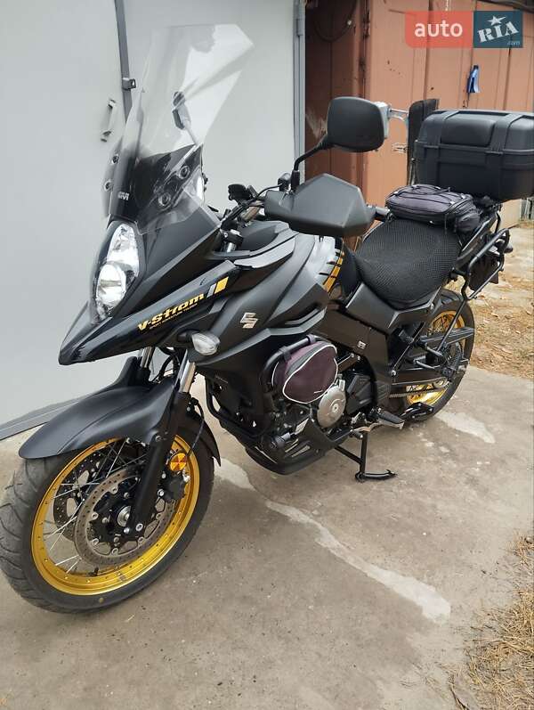 Мотоцикл Туризм Suzuki V-Strom 650/XT 2019 в Киеве фото 5 Мотоцикл Туризм Suzuki V-Strom 650/XT 2019 в Киеве