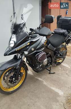Мотоцикл Туризм Suzuki V-Strom 650/XT 2019 в 