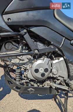 Мотоцикл Туризм Suzuki V-Strom 650 2008 в 