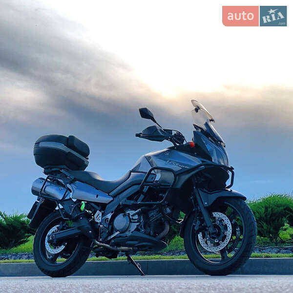 Мотоцикл Туризм Suzuki V-Strom 650 2007 в 
