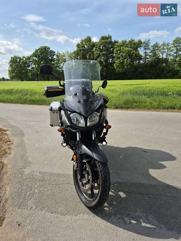 Мотоцикл Туризм Suzuki V-Strom 650 2012 в Киеве