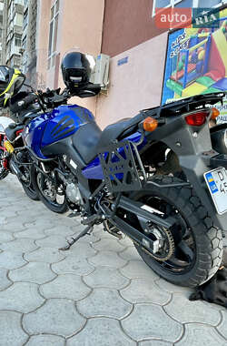 Мотоцикл Туризм Suzuki V-Strom 650 2006 в 