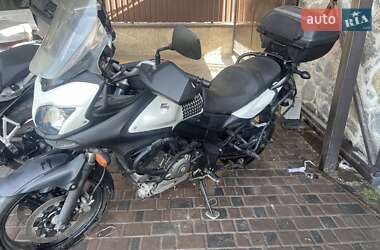 Мотоцикл Спорт-туризм Suzuki V-Strom 650 2012 в 