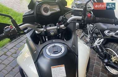 Мотоцикл Спорт-туризм Suzuki V-Strom 650 2012 в 