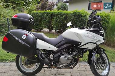 Мотоцикл Многоцелевой (All-round) Suzuki V-Strom 650 2009 в 