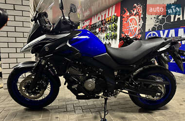 Мотоцикл Туризм Suzuki V-Strom 650 2022 в 