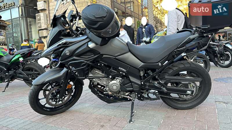 Suzuki V-Strom 650 2021 Suzuki V-Strom 650 2021