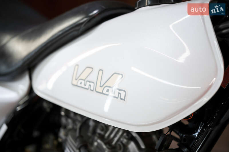 Скремблер Suzuki VanVan 200 2006 в Днепре