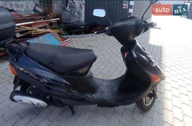 Скутер Suzuki Vecstar 125 1998 в 