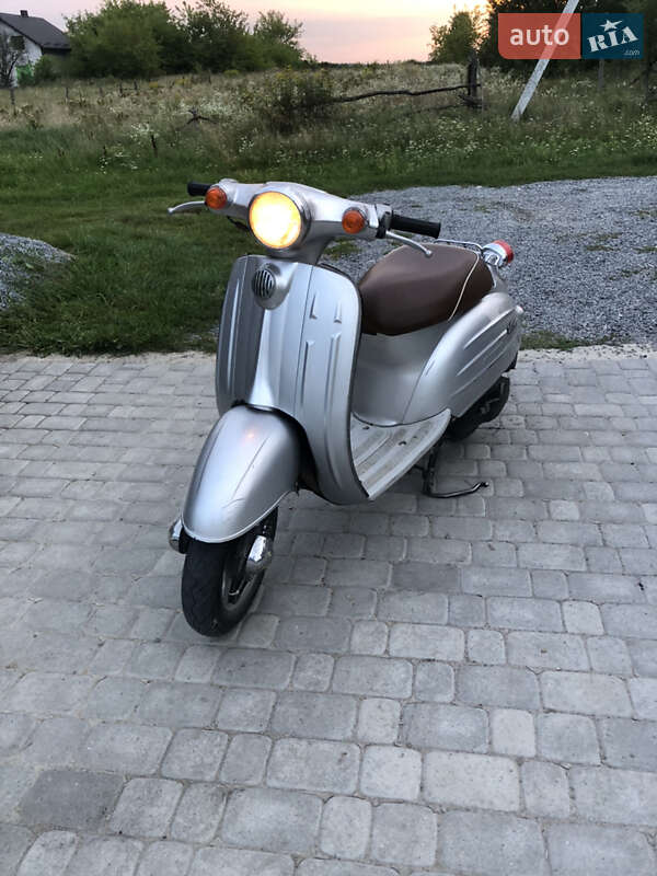 Скутер ретро Suzuki Verde 50 1996 в Львове