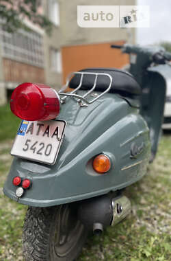 Мотоцикл Классик Suzuki Verde 50 1998 в Тысменице