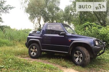 Позашляховик / Кросовер Suzuki Vitara 1990 в Миргороді