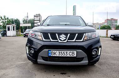 Внедорожник / Кроссовер Suzuki Vitara 2016 в Львове
