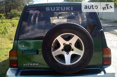 Внедорожник / Кроссовер Suzuki Vitara 1995 в Ровно