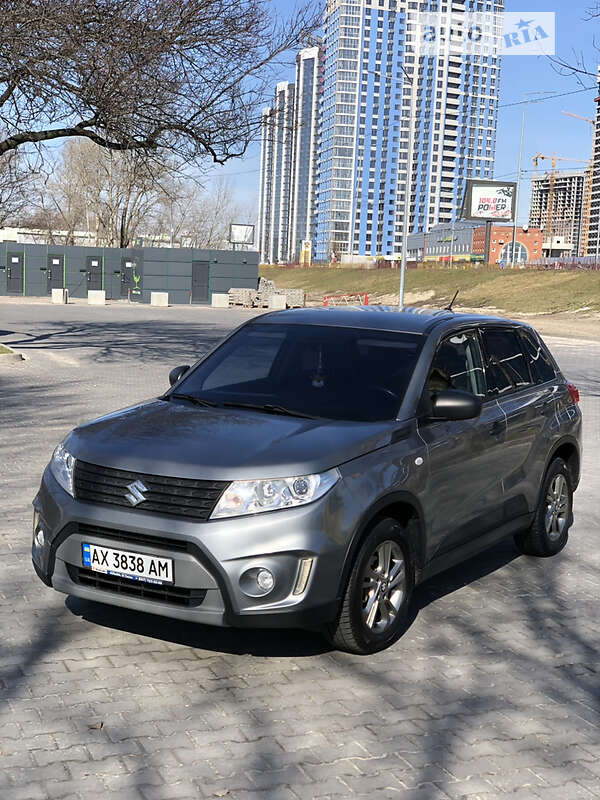 Внедорожник / Кроссовер Suzuki Vitara 2018 в Киеве